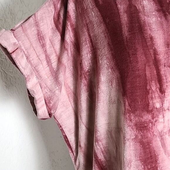 Rae Mode Pink & Maroon Tie-dye Pullover Top, Short Sleeves, Size Medium - Picture 4 of 9